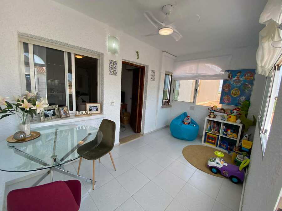 Property Image 3 Property Image 3