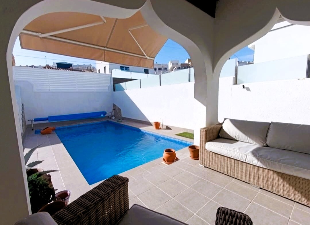 Property Image 2 Property Image 2