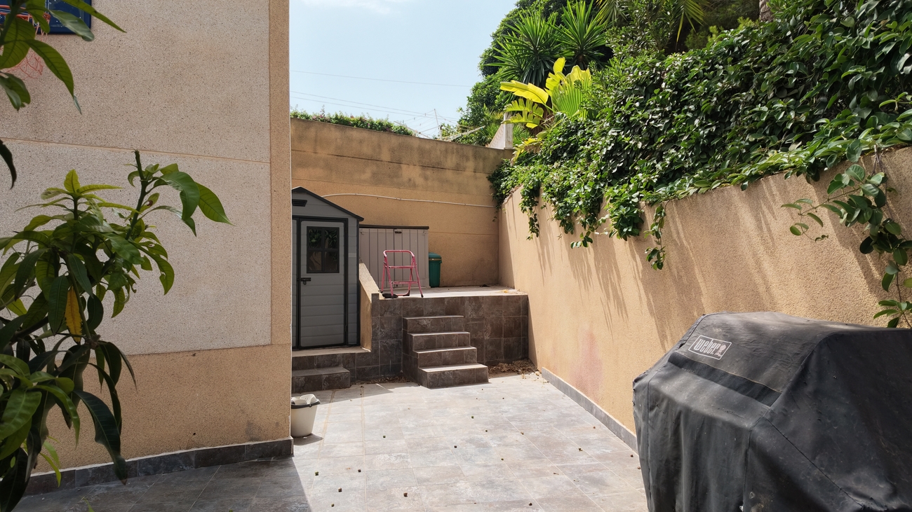Vrijstaande villa te koop in Villamartin, Villamartin
