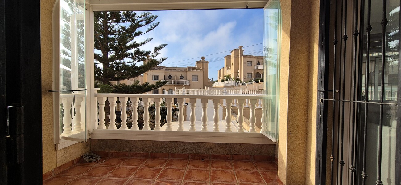 villas en villamartin · costa-blanca 425000€