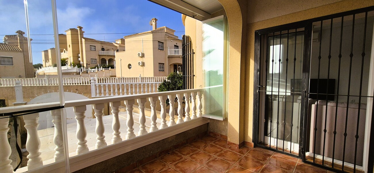 villas en villamartin · costa-blanca 425000€