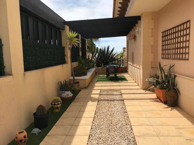 Vrijstaande villa te koop in Fortuna