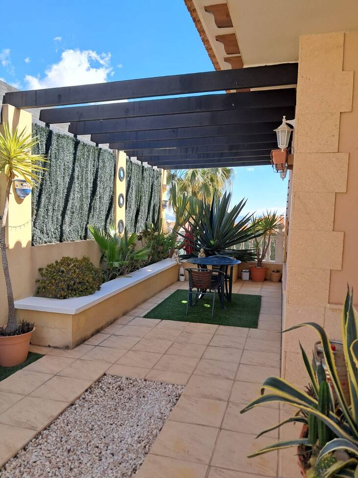 Vrijstaande villa te koop in Fortuna