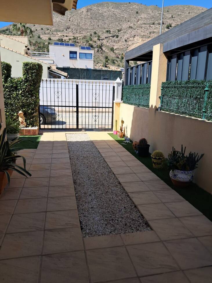Vrijstaande villa te koop in Fortuna
