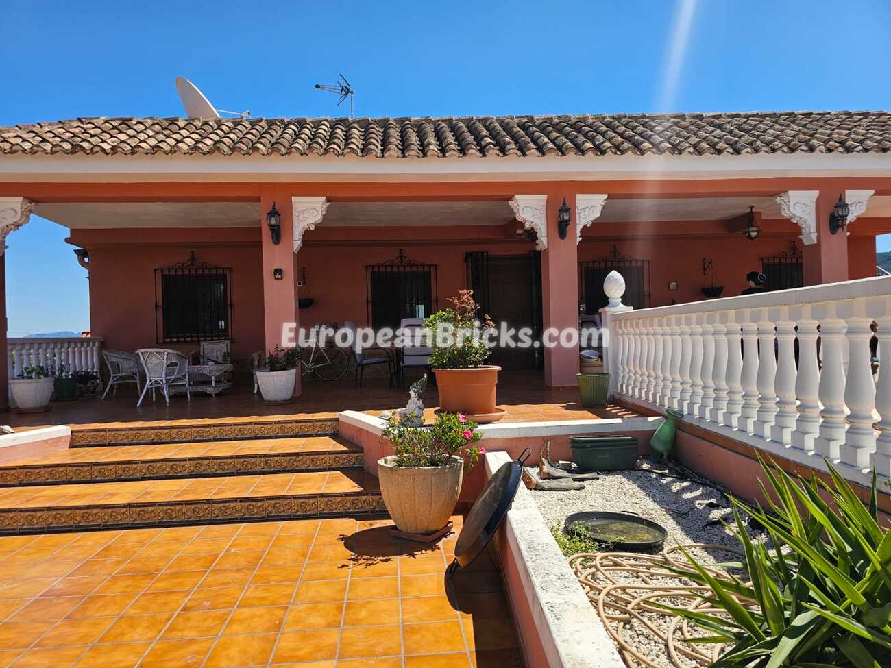 Property Image 3 Property Image 3