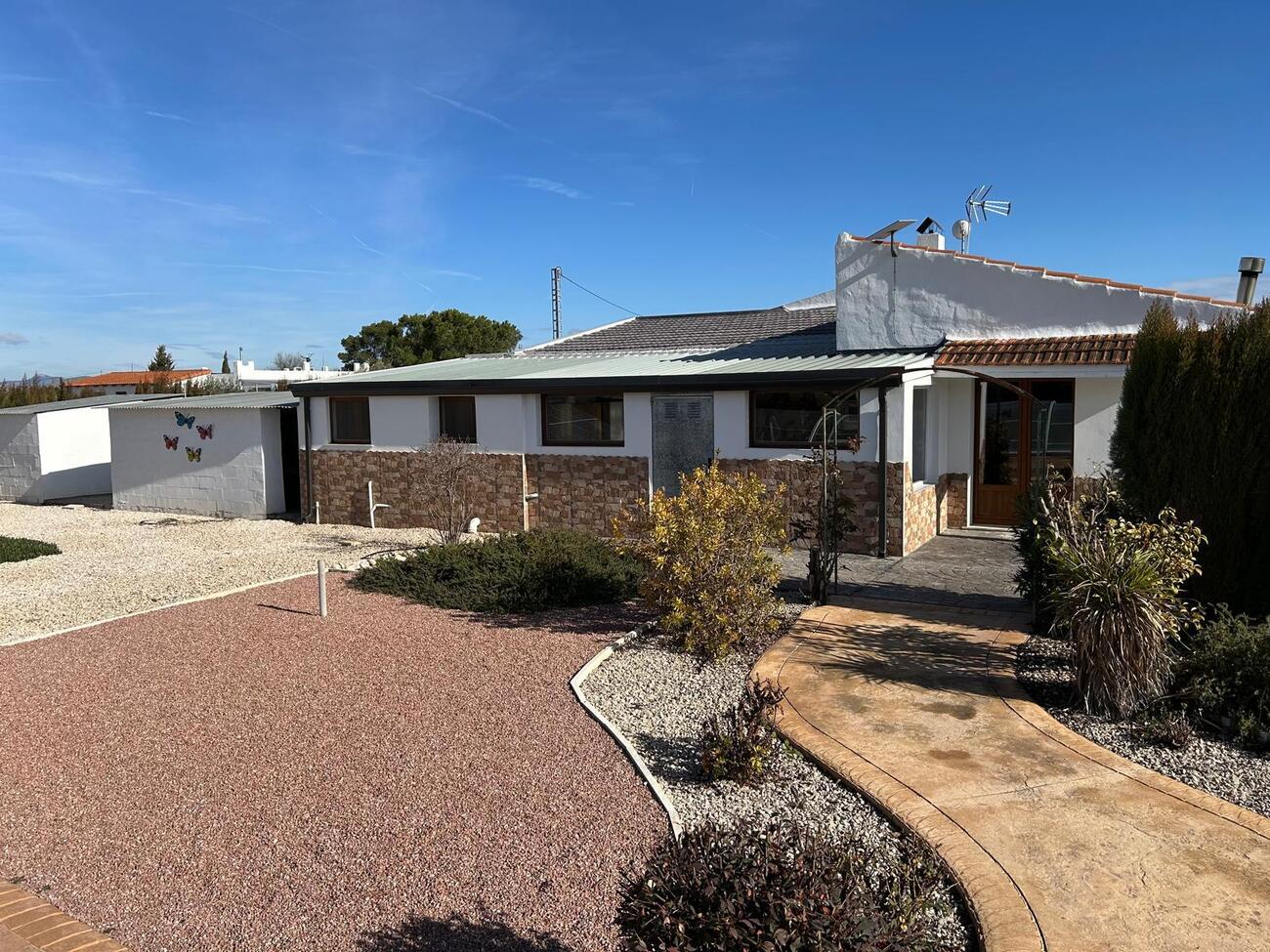 5 Bedroom Property for Sale in Villena