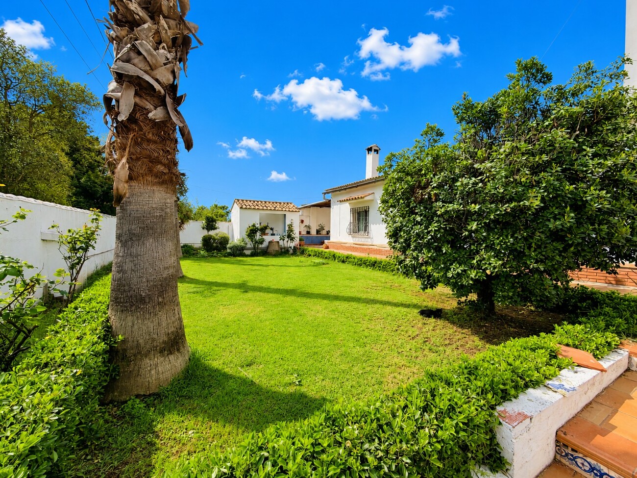 8 Bedroom Property for Sale in Canals