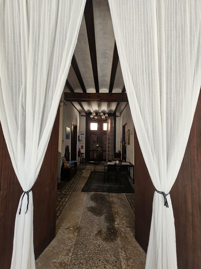 9 Bedroom Villa for Sale in Carcaixent