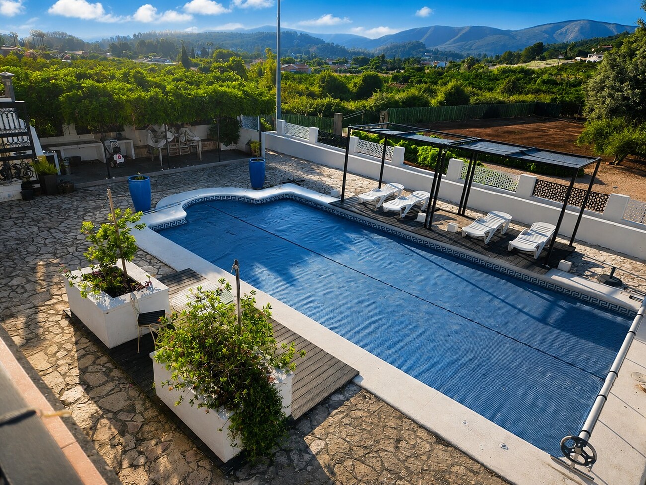6 Bedroom Property for Sale in Xativa