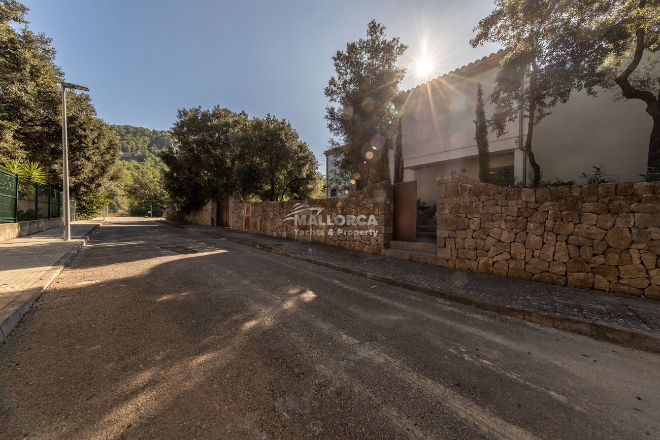 6 Bedroom Finca for Sale in Sa Pobla