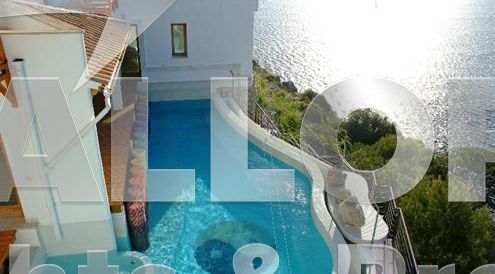 6 Bedroom Villa for Sale in Port D'andratx
