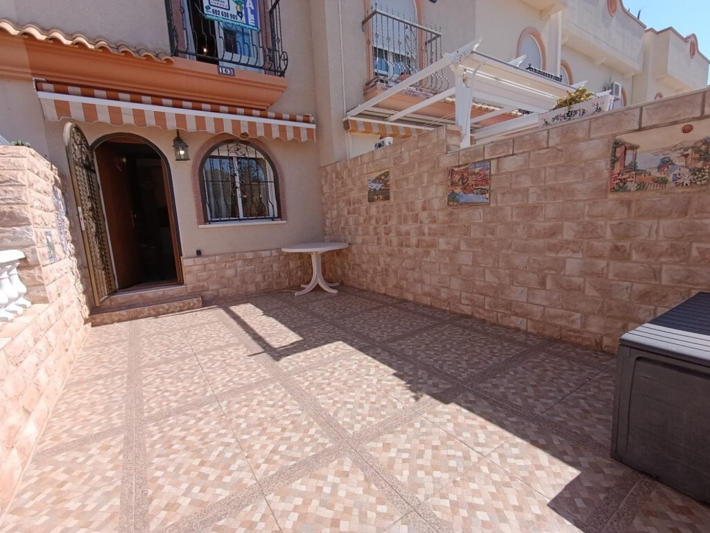 Property Image 3 Property Image 3