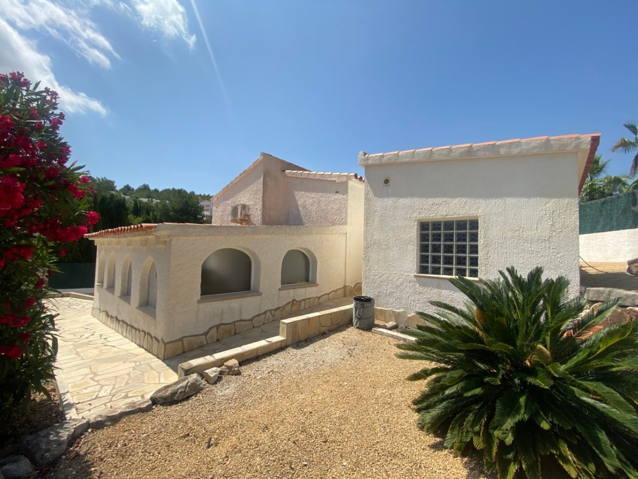 Property Image 3 Property Image 3