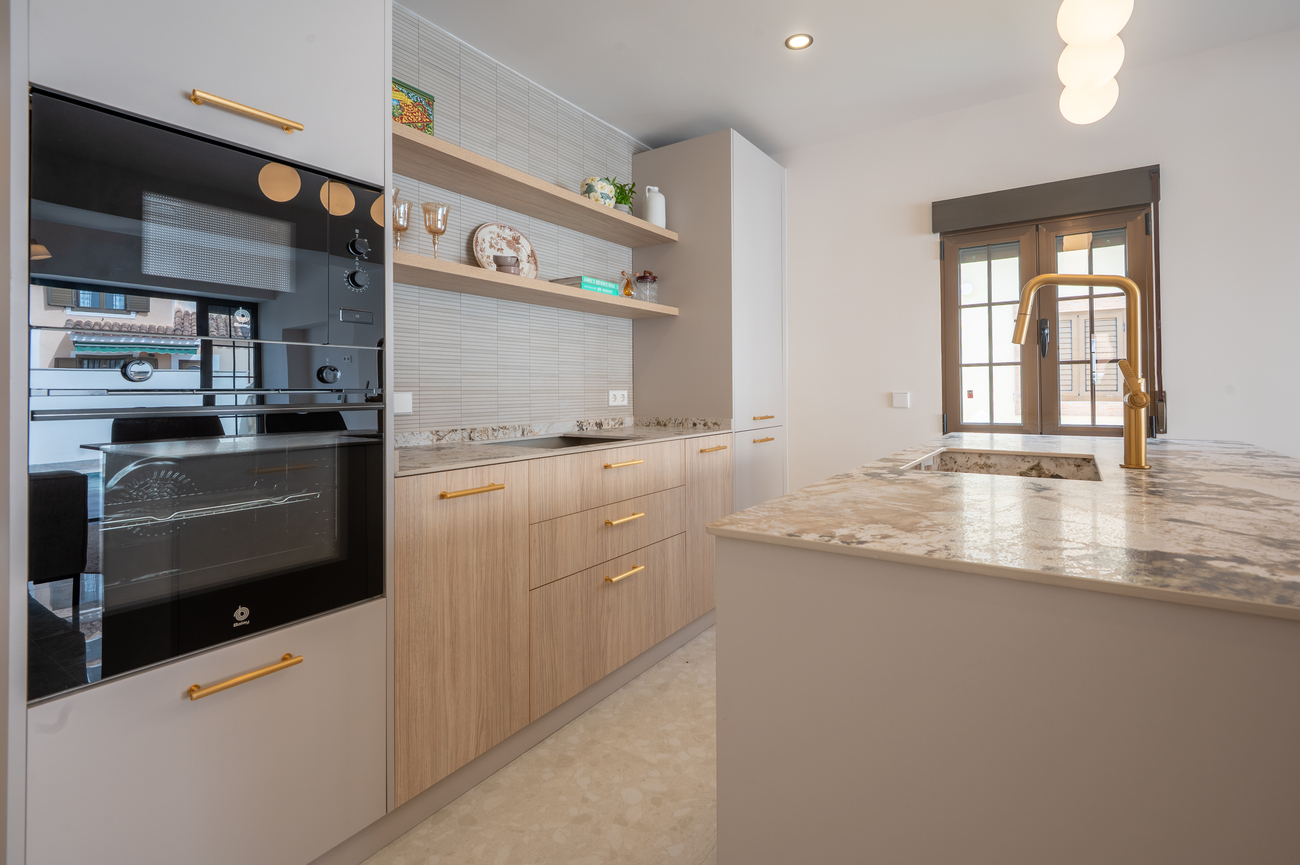 Property Image 4 Property Image 4