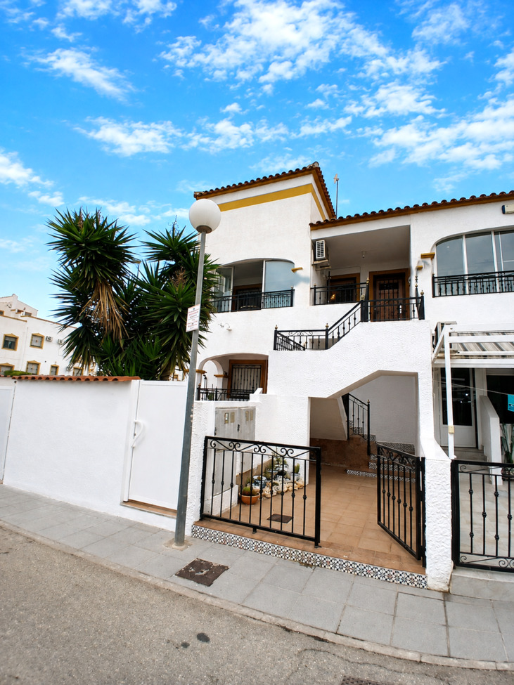 type-not-available(apartment-penthouse) en vistabella-golf-entre-naranjos · costa-blanca 142550€