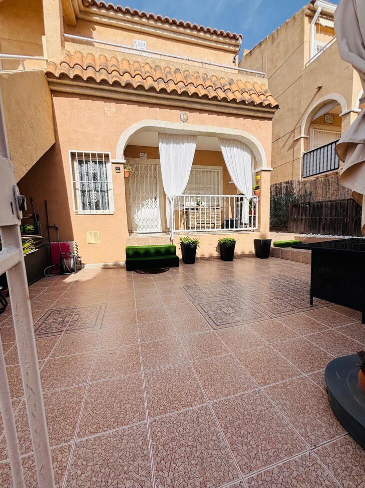 apartment en orihuela-costa · el-galan 155000€