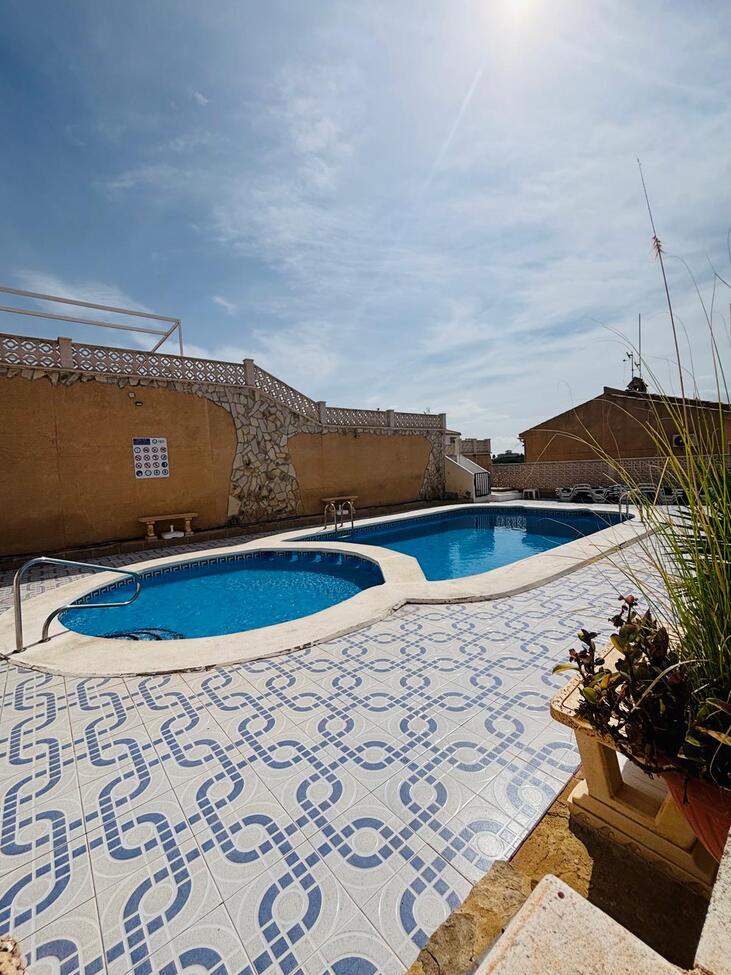 apartment en orihuela-costa · el-galan 155000€