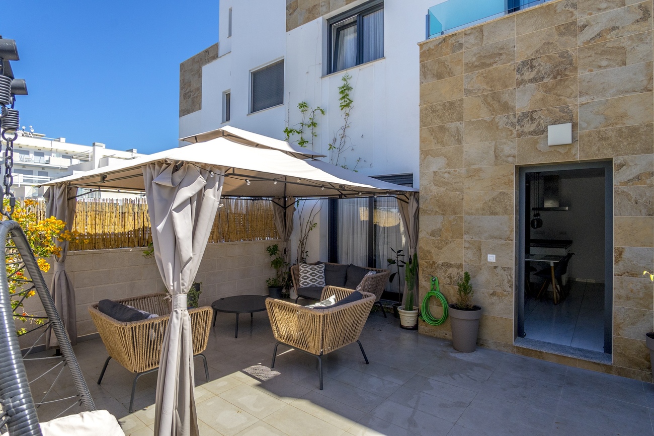 House in Villamartin - Image 2