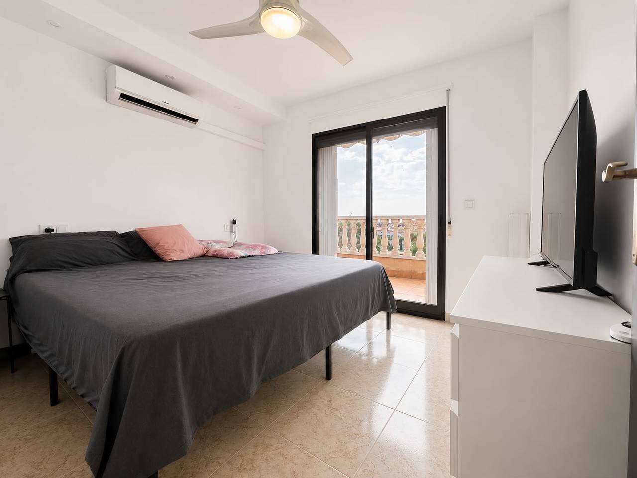 villas en villamartin · blue-lagoon 220000€