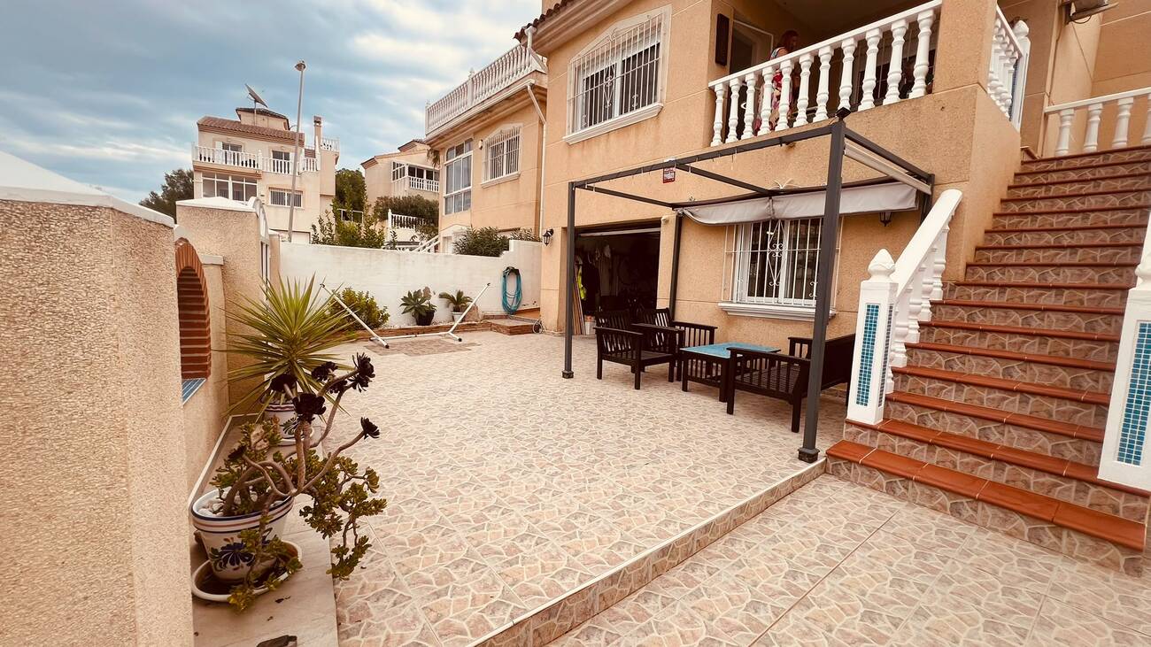villas en villamartin · costa-blanca 299950€