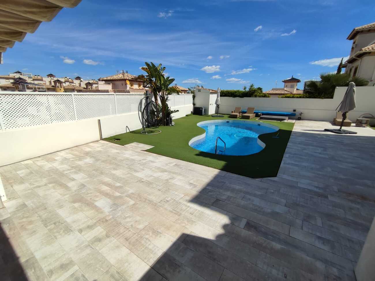 Property Image 3 Property Image 3