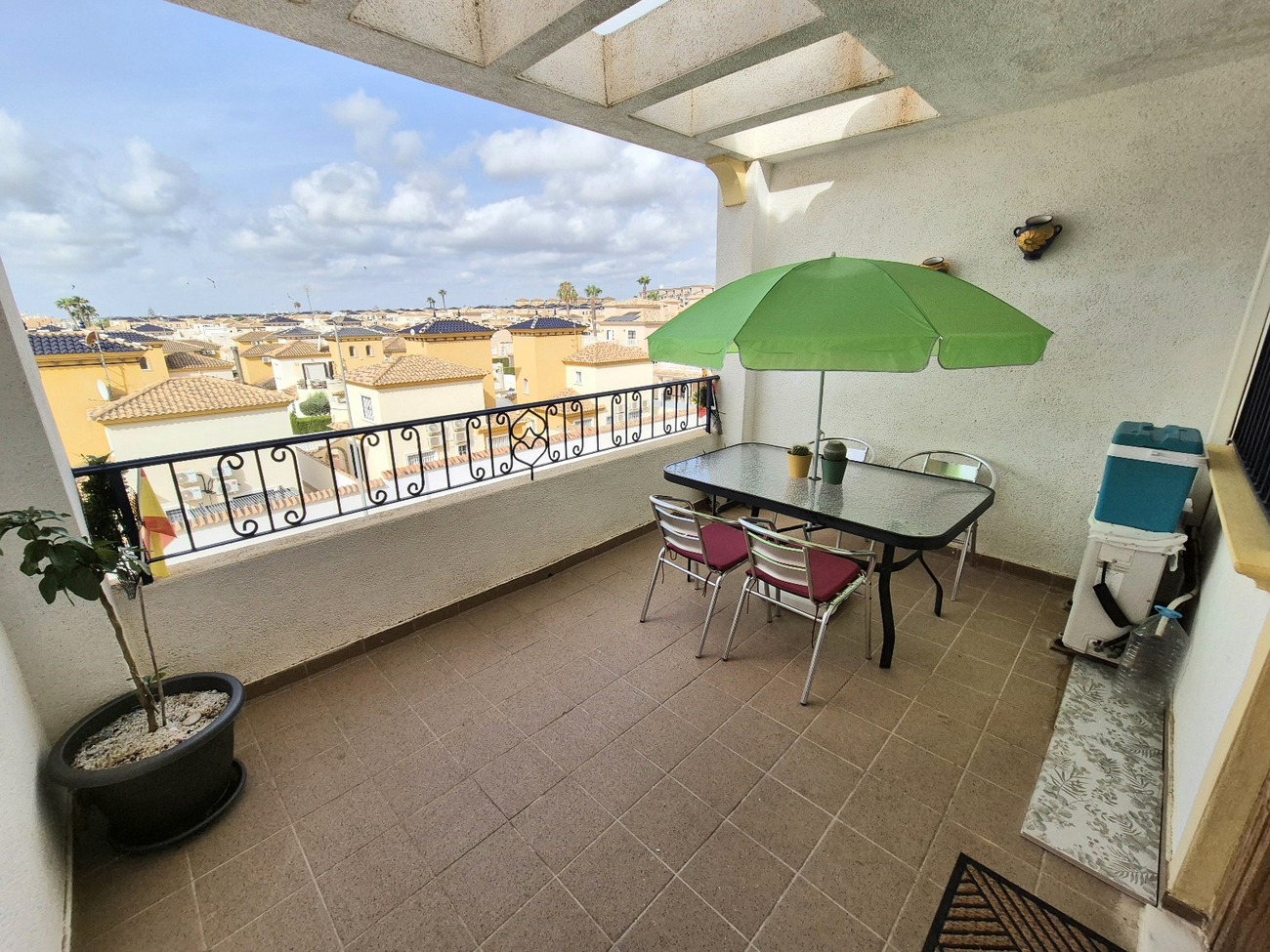 2 Bedroom Penthouse for Sale in Orihuela Costa